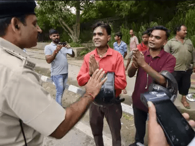 New Traffic rules: First day severely challaned, people folding hands, holding ears and asking for forgiveness